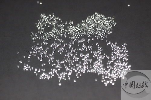 南明金属表面处理厂喷砂玻璃微珠清理